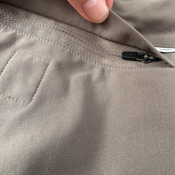 Vuori Men’s Meta Jogger 30” Smokey Taupe - Size XXL - Picture 9 of 9